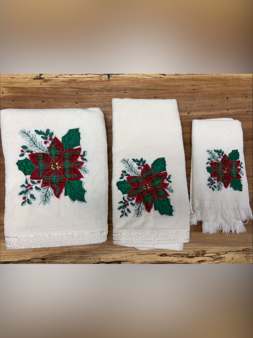 Vintage Kemp Beatley Christmas Towel Set White Plaid Poinsettia Applique 3pc